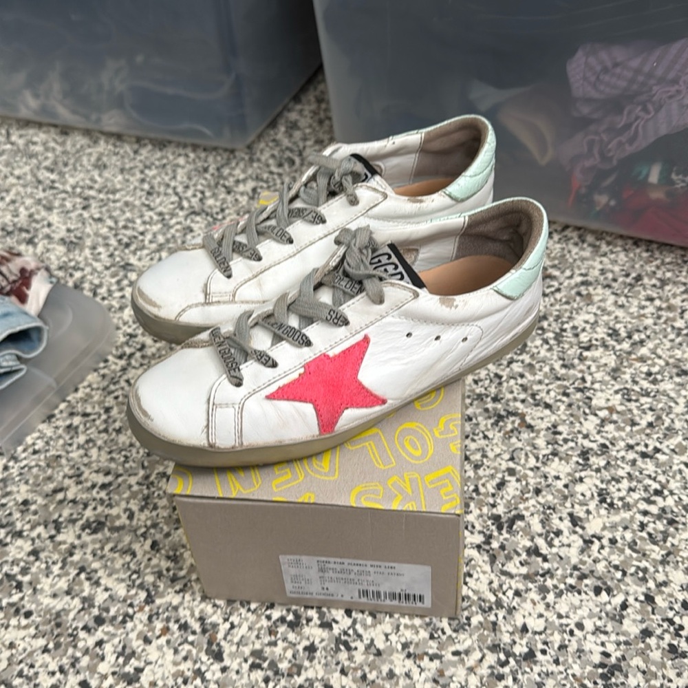 Golden Goose size 34 Super Star With Box